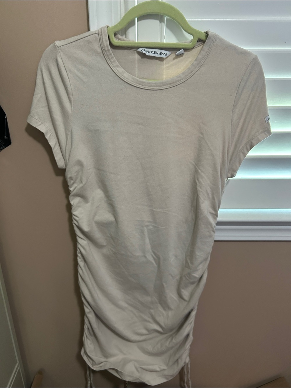Calvin Klein Jeans Women's Cream Short Sleeve Ruched Tee Dress